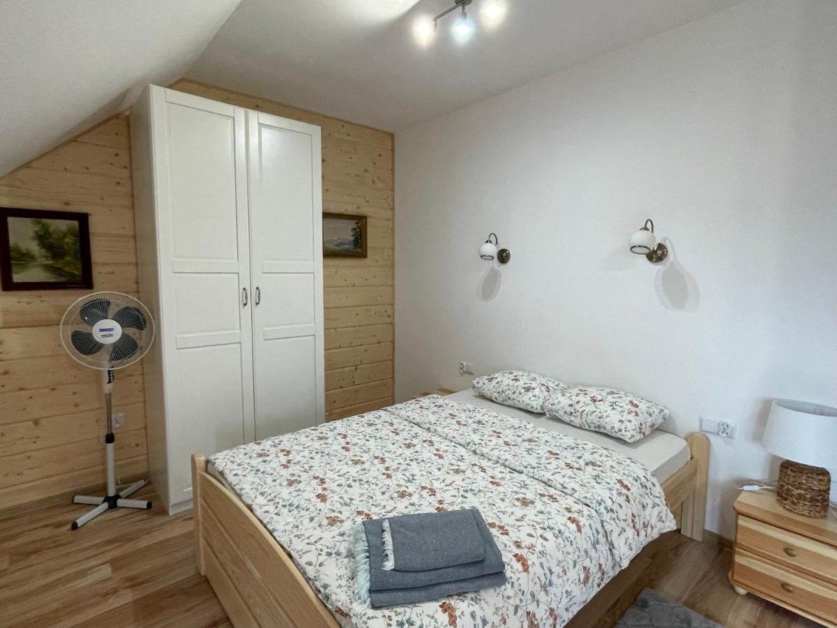 Kolejowy Smolnik Apartment Smolnik  Bagian luar foto