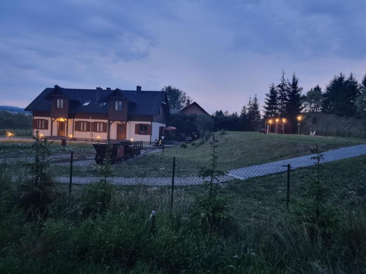 Kolejowy Smolnik Apartment Smolnik  Bagian luar foto