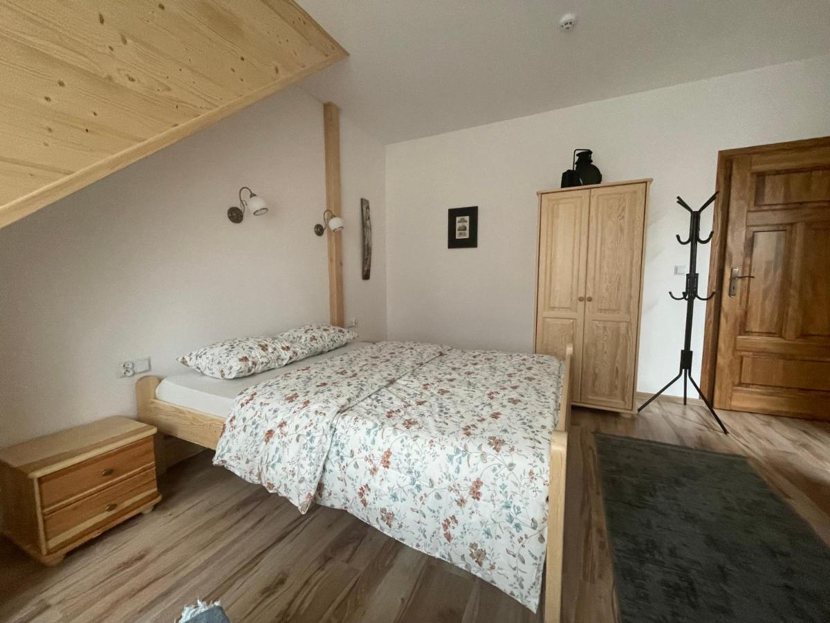 Kolejowy Smolnik Apartment Smolnik  Bagian luar foto